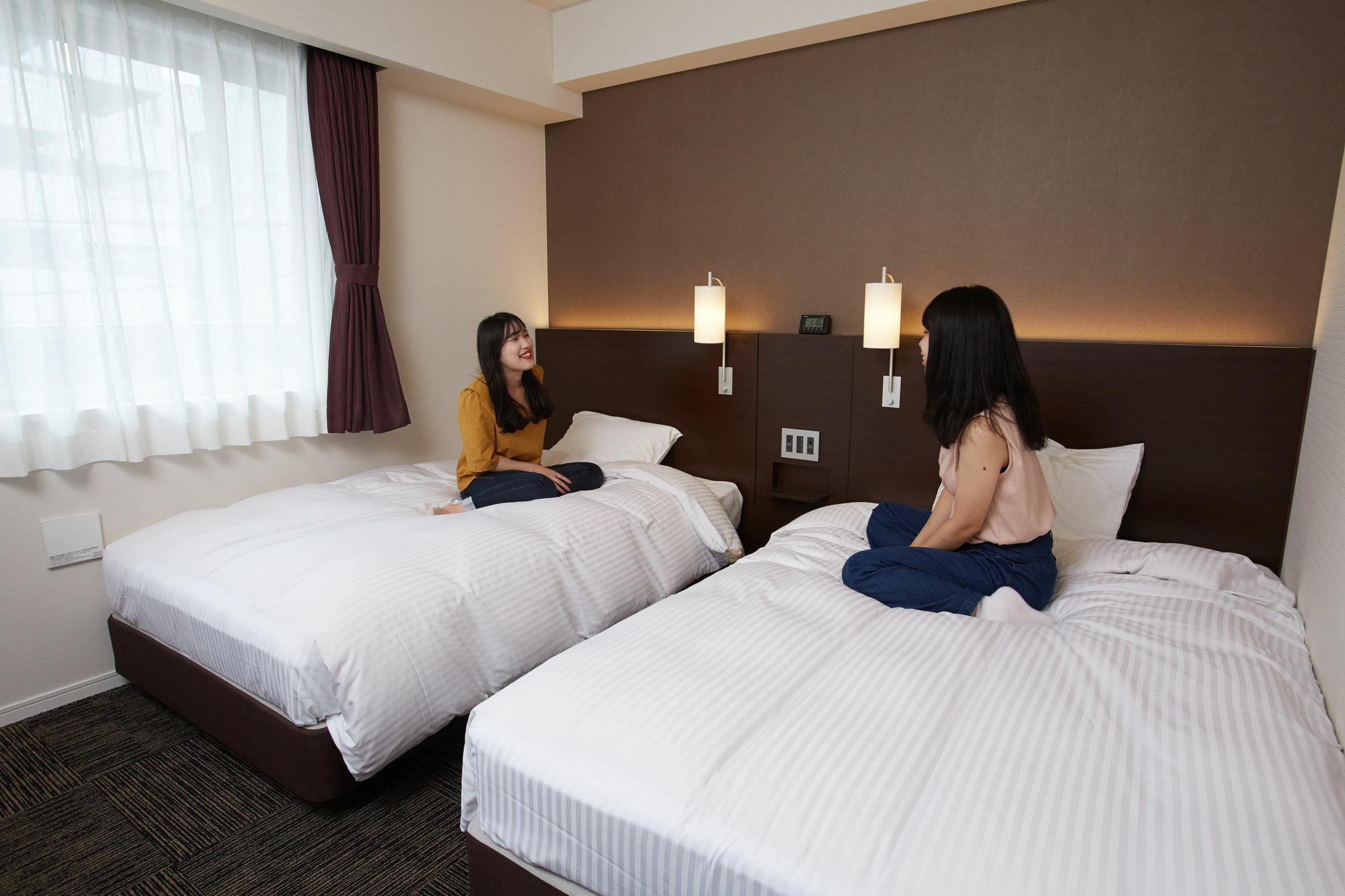 Hotel Vertex Осака Екстериор снимка